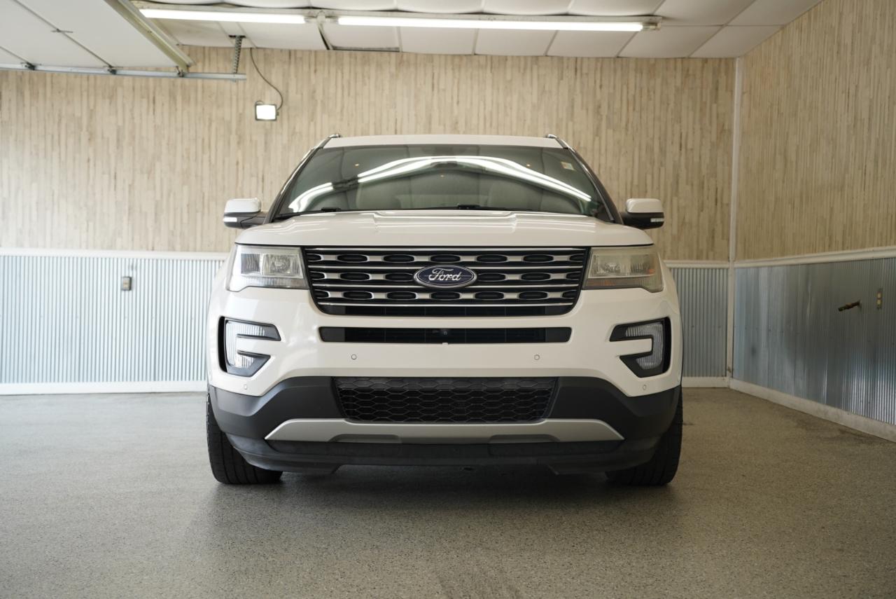 Ford Explorer Limited FWD 2017