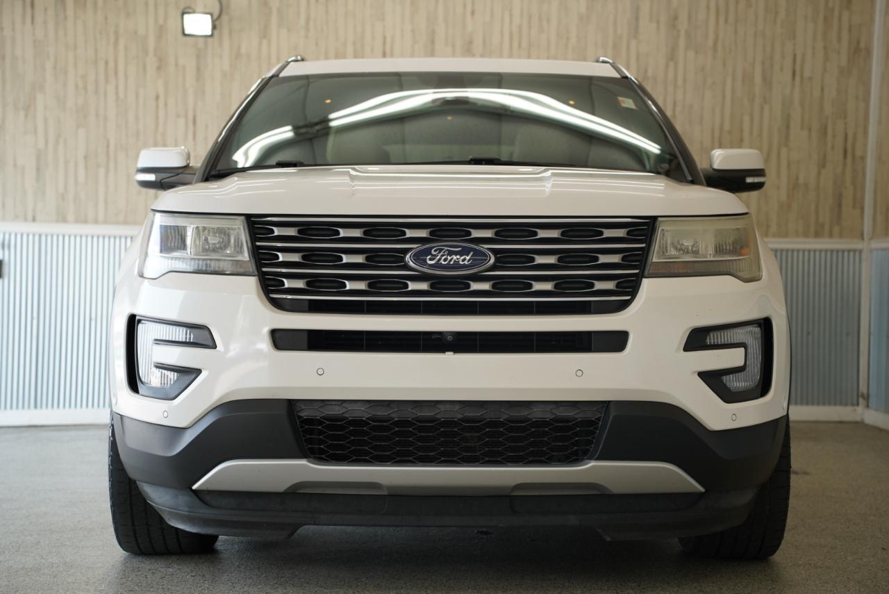 Ford Explorer Limited FWD 2017