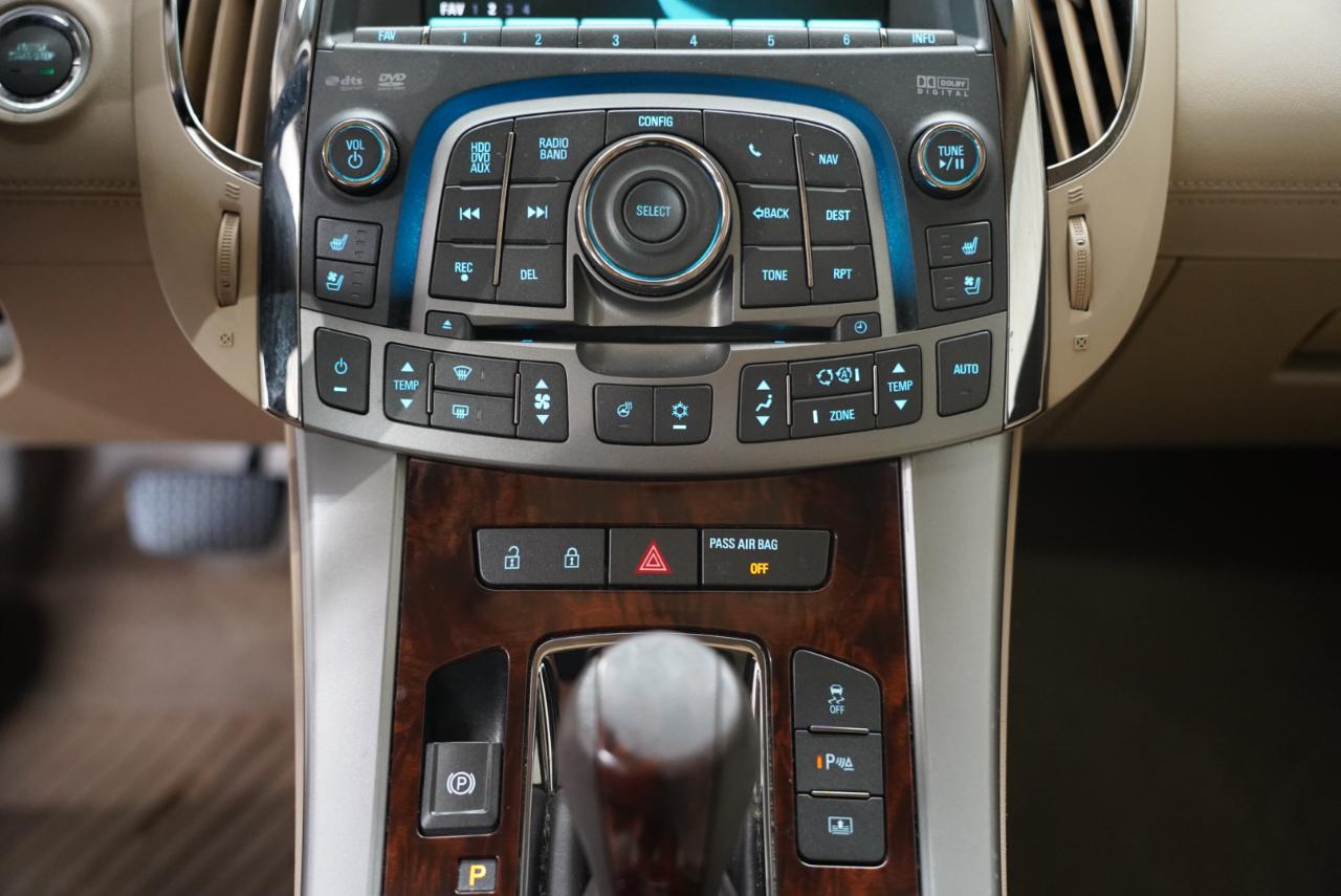 Buick LaCrosse 4dr Sdn CXS 2011