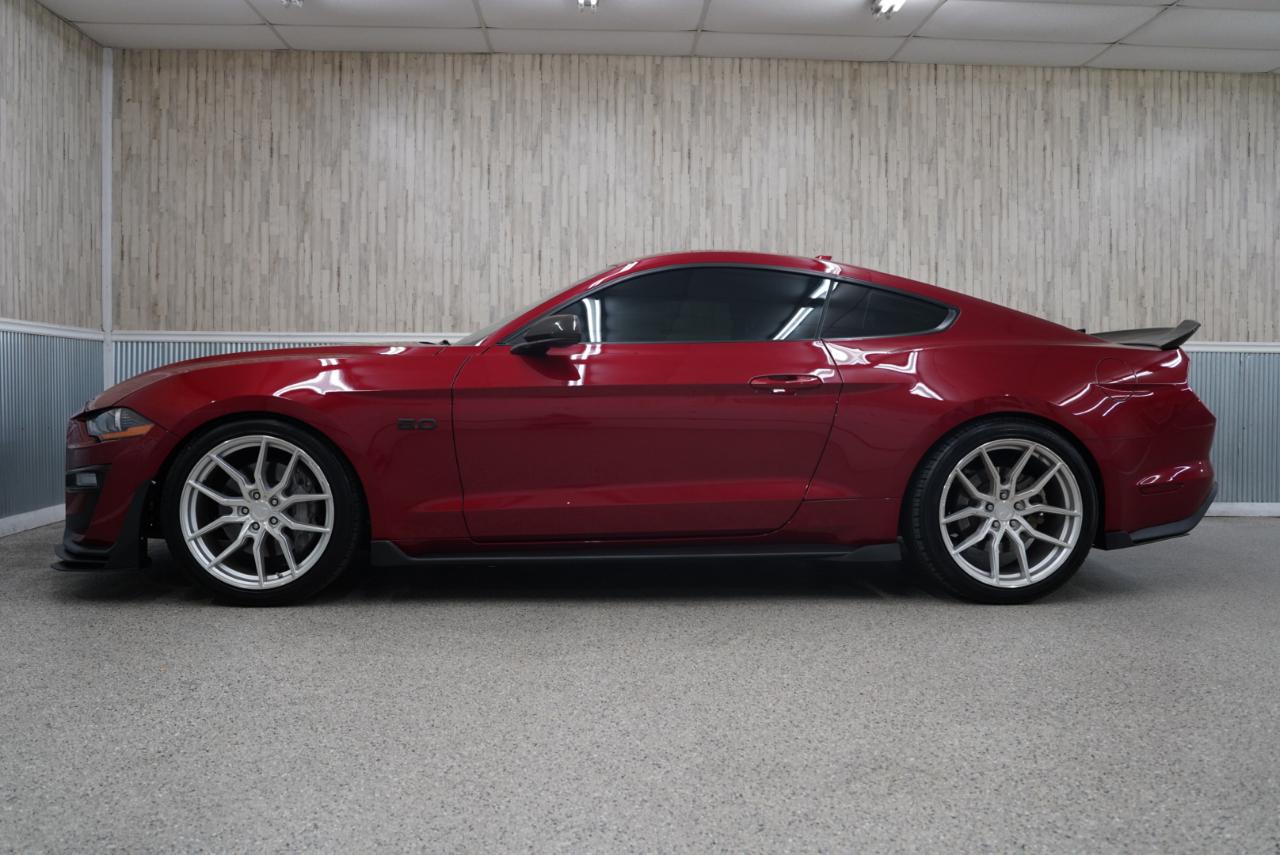 Ford Mustang GT Fastback 2021