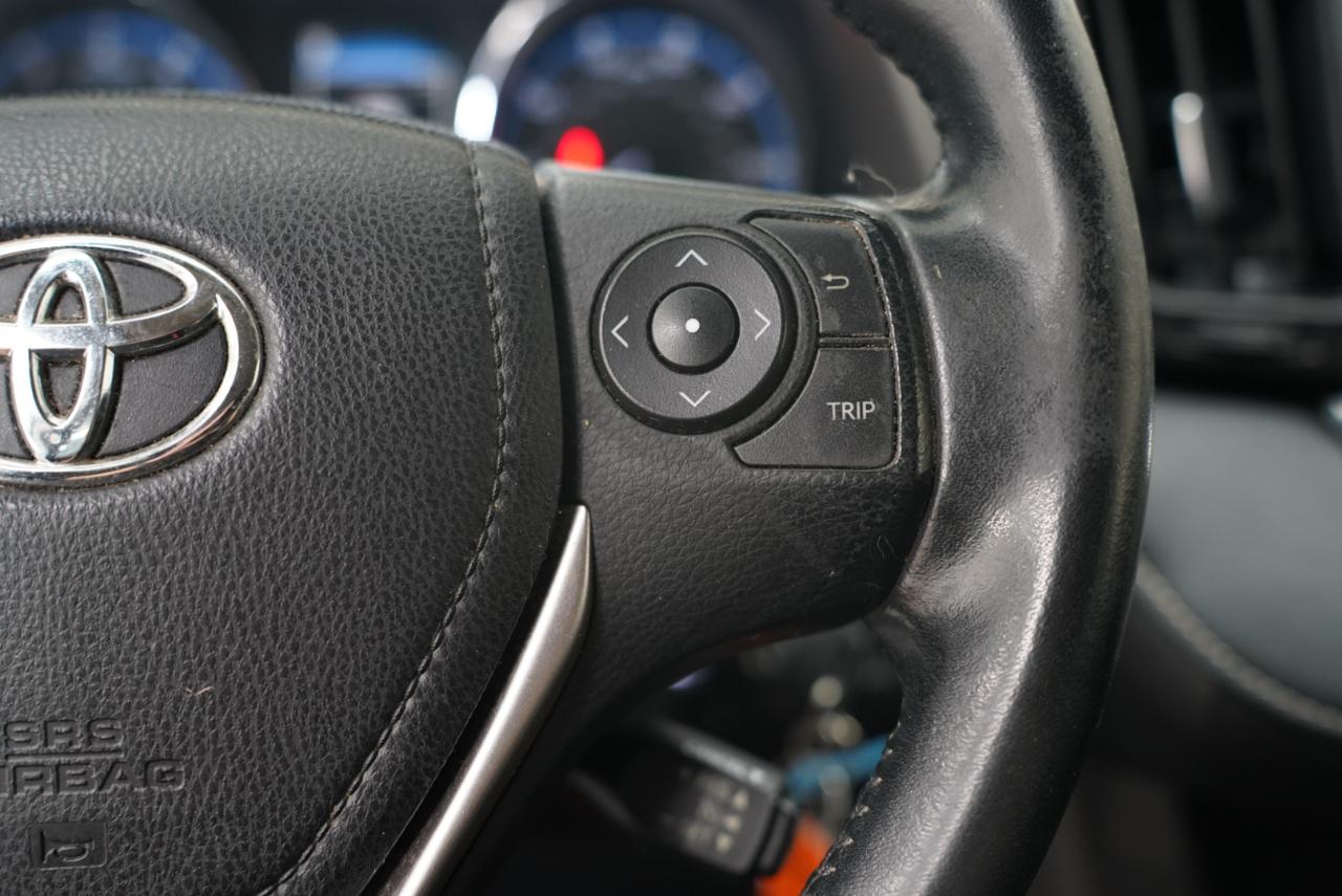Toyota RAV4 FWD 4dr XLE (Natl) 2016
