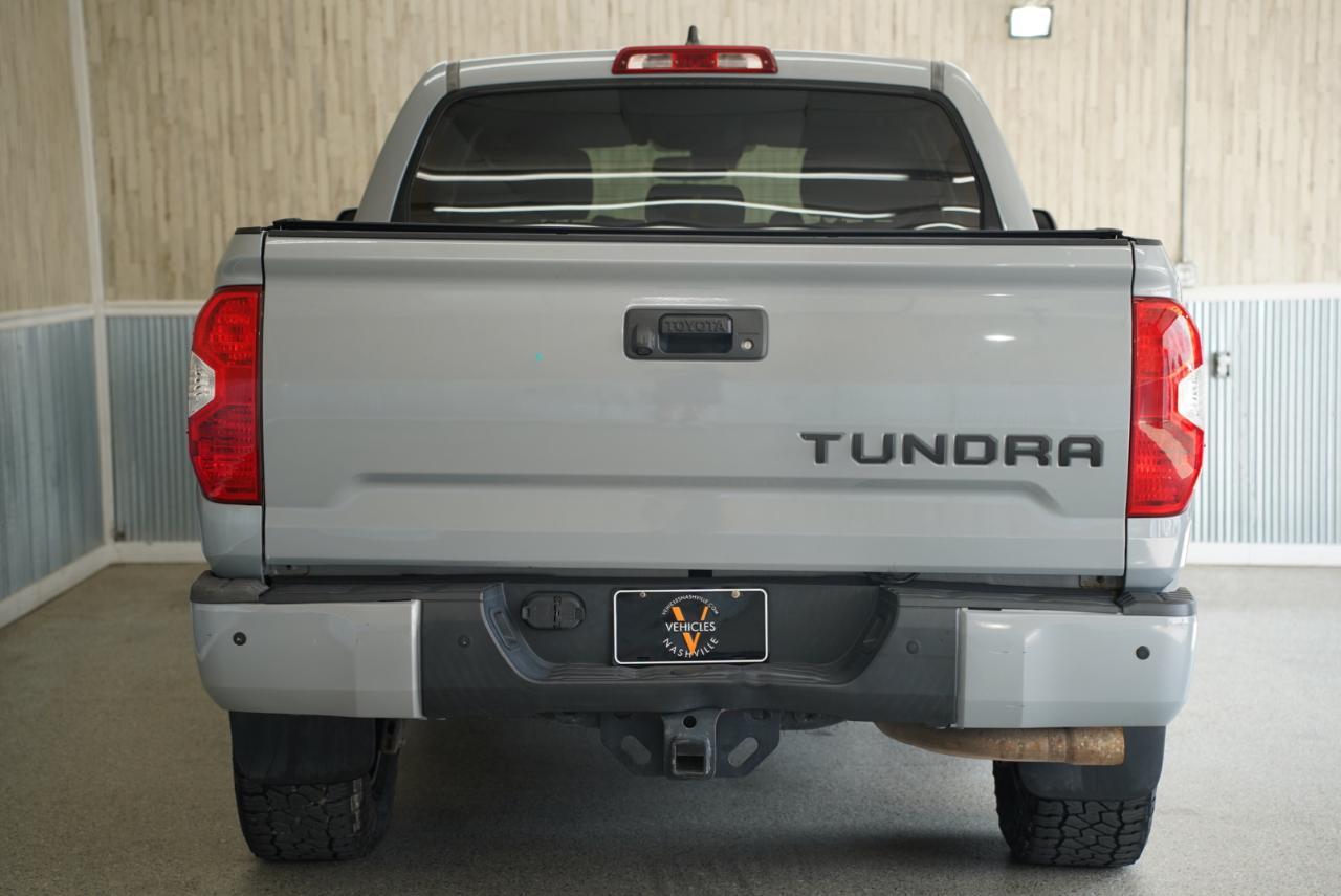 Toyota Tundra 4WD  2021
