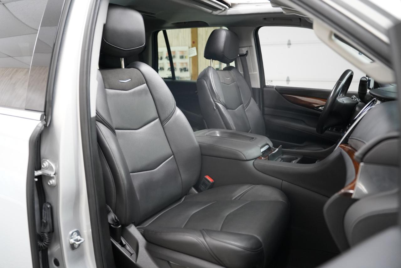 Cadillac Escalade 4WD 4dr Luxury 2019