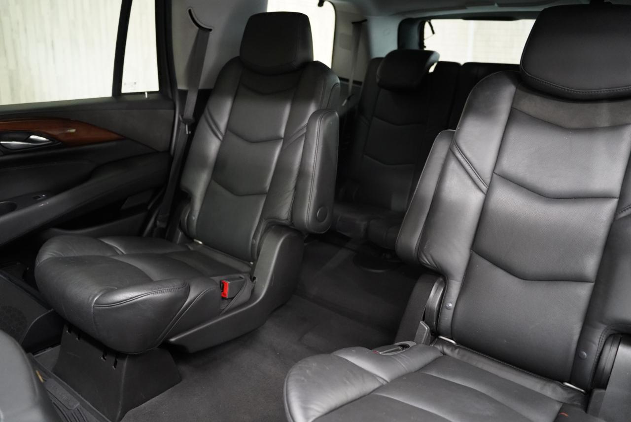 Cadillac Escalade 4WD 4dr Luxury 2019