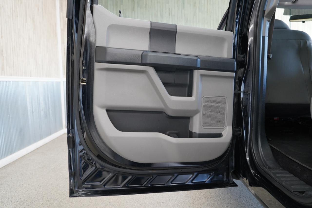 Ford F-150 2WD SuperCrew 157" XL 2016
