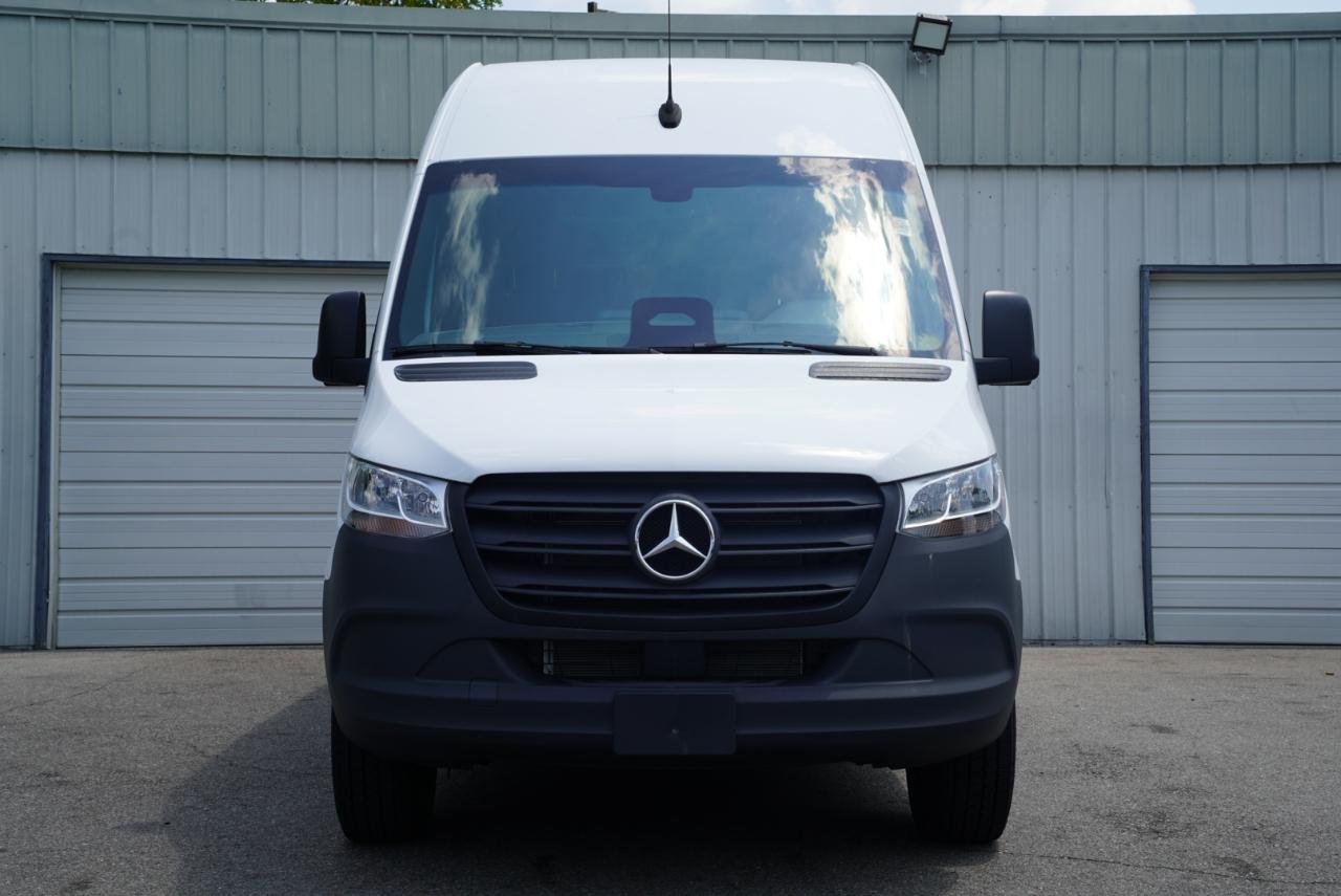 Mercedes-Benz Sprinter Cargo Van 2500 High Roof I4 Diesel 170" RWD 2025