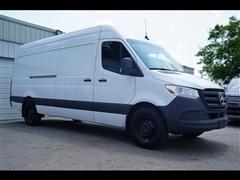 2025 Mercedes-Benz Sprinter Cargo Van 