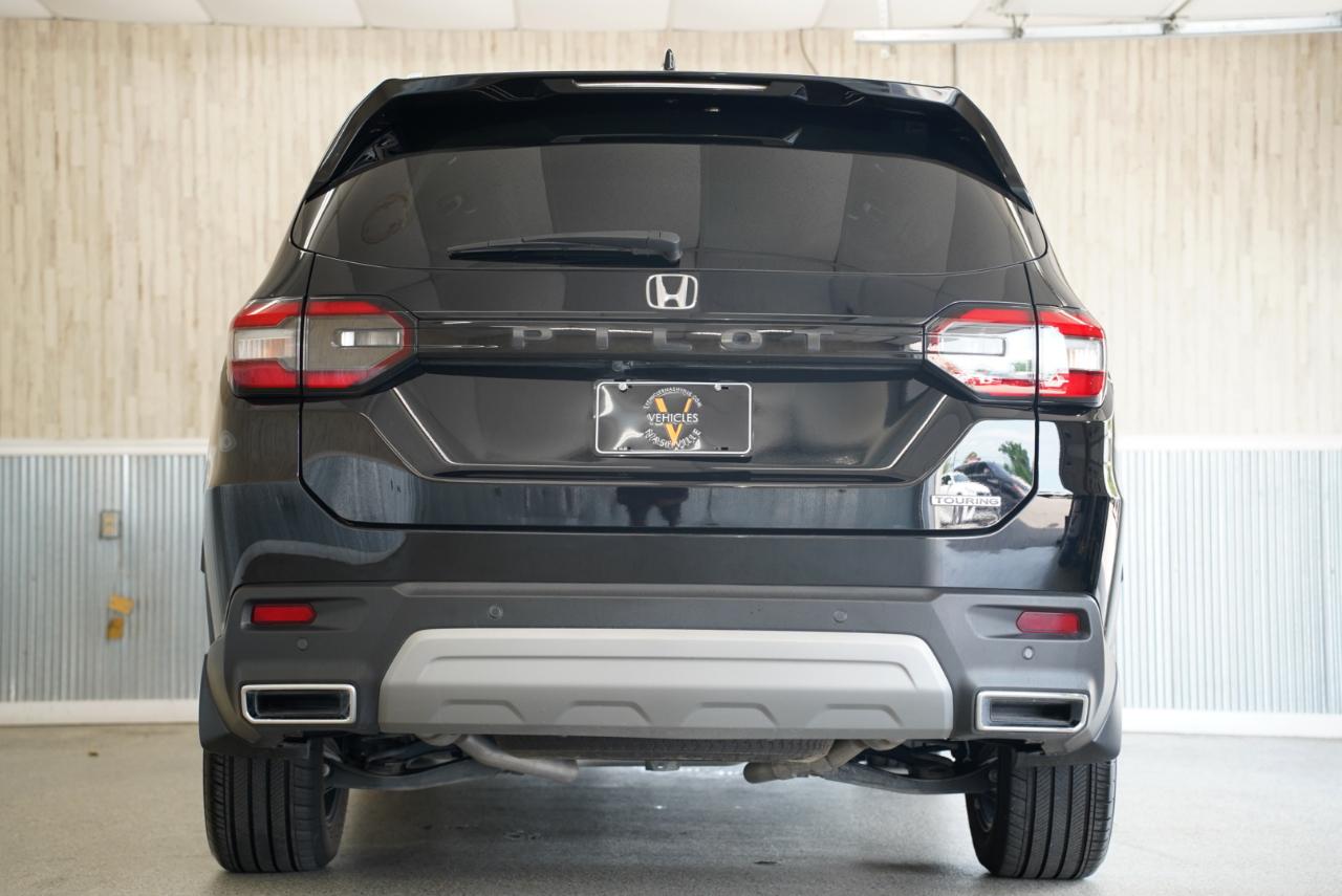 Honda Pilot Touring 2WD 2025