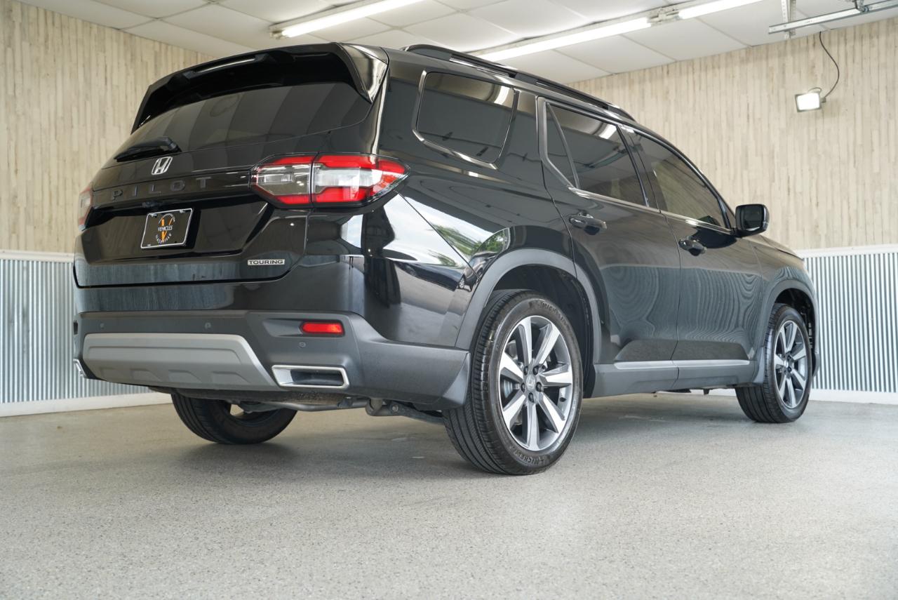 Honda Pilot Touring 2WD 2025