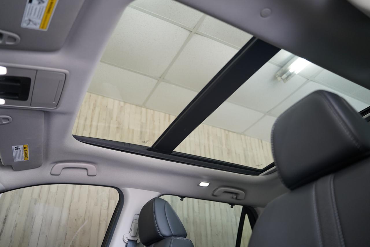 Honda Pilot Touring 2WD 2025