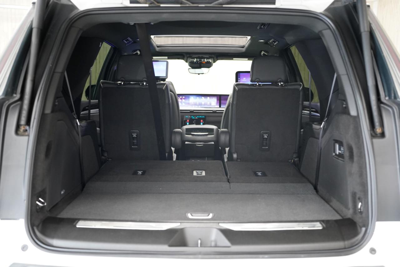 Cadillac Escalade 4WD 4dr Premium Luxury 2025