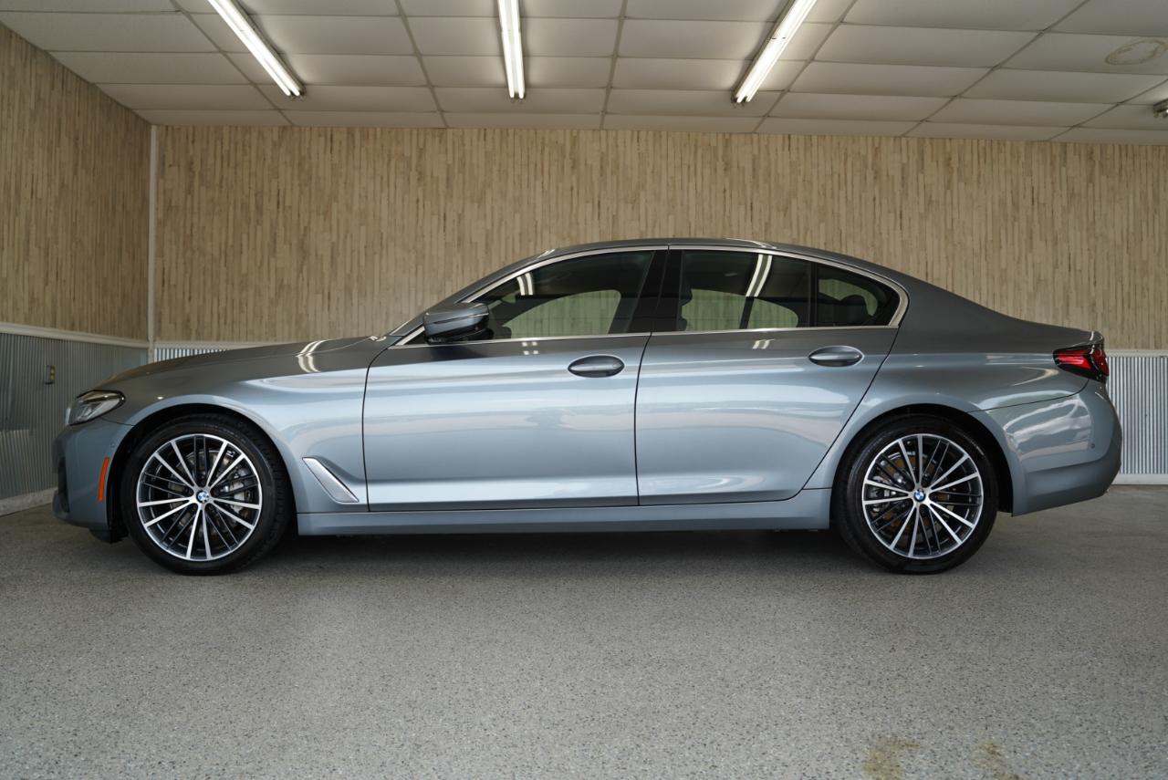 BMW 5 Series 530i Sedan 2021