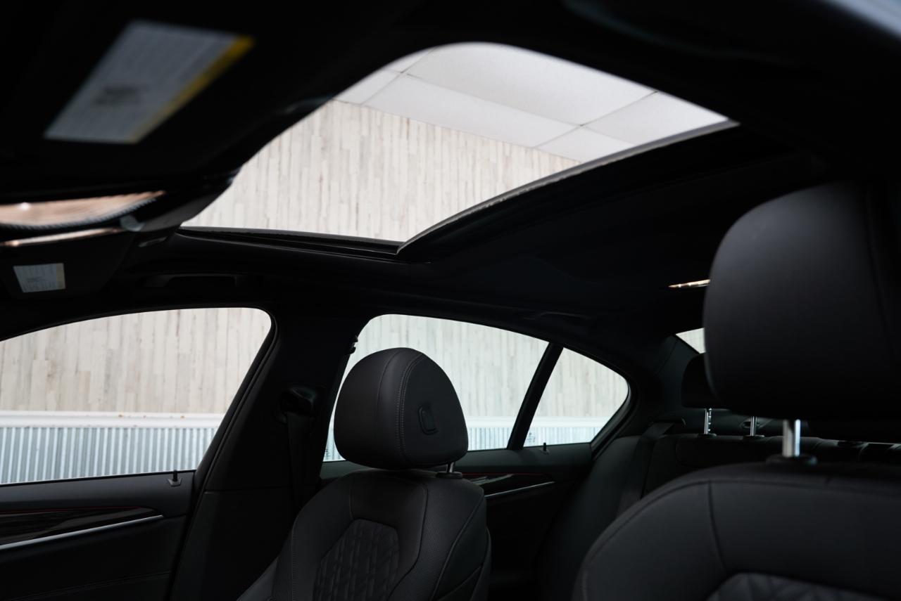 BMW 5 Series 530i Sedan 2021