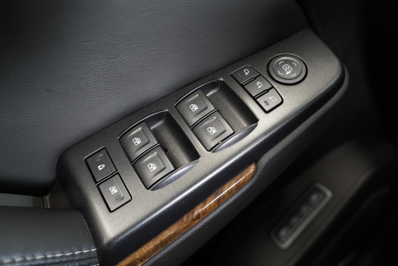 GMC Yukon 4WD 4dr Denali 2016