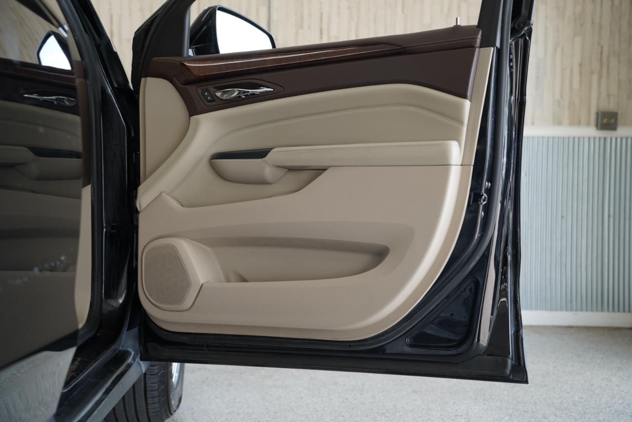Cadillac SRX FWD 4dr Luxury Collection 2015