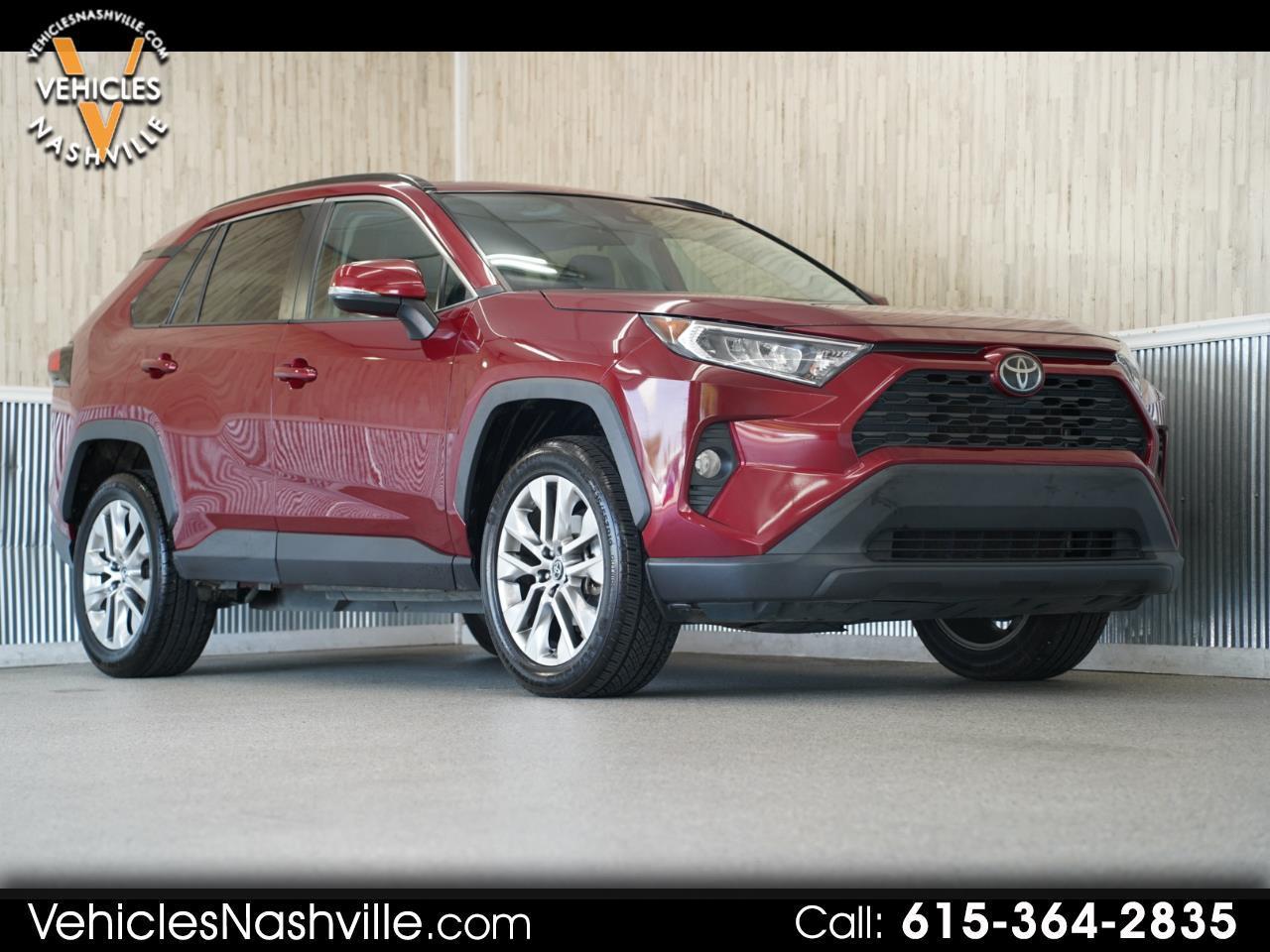 Toyota RAV4 XLE Premium FWD (Natl) 2019