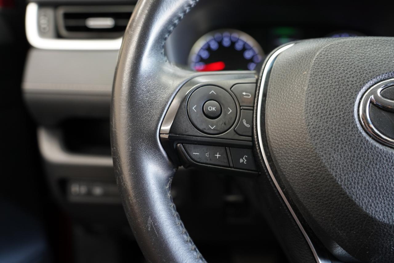 Toyota RAV4 XLE Premium FWD (Natl) 2019