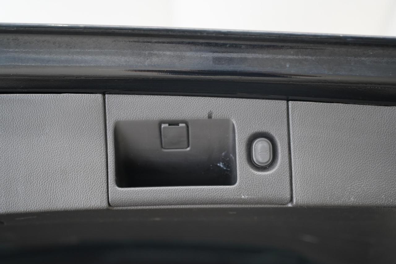 Chevrolet Tahoe 4WD 4dr LT 2019