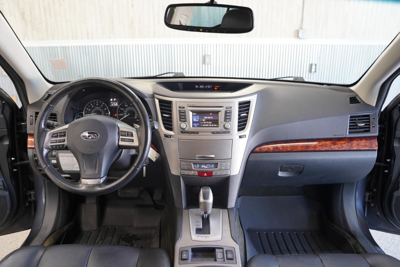 Subaru Outback 4dr Wgn H4 Auto 2.5i Limited 2012