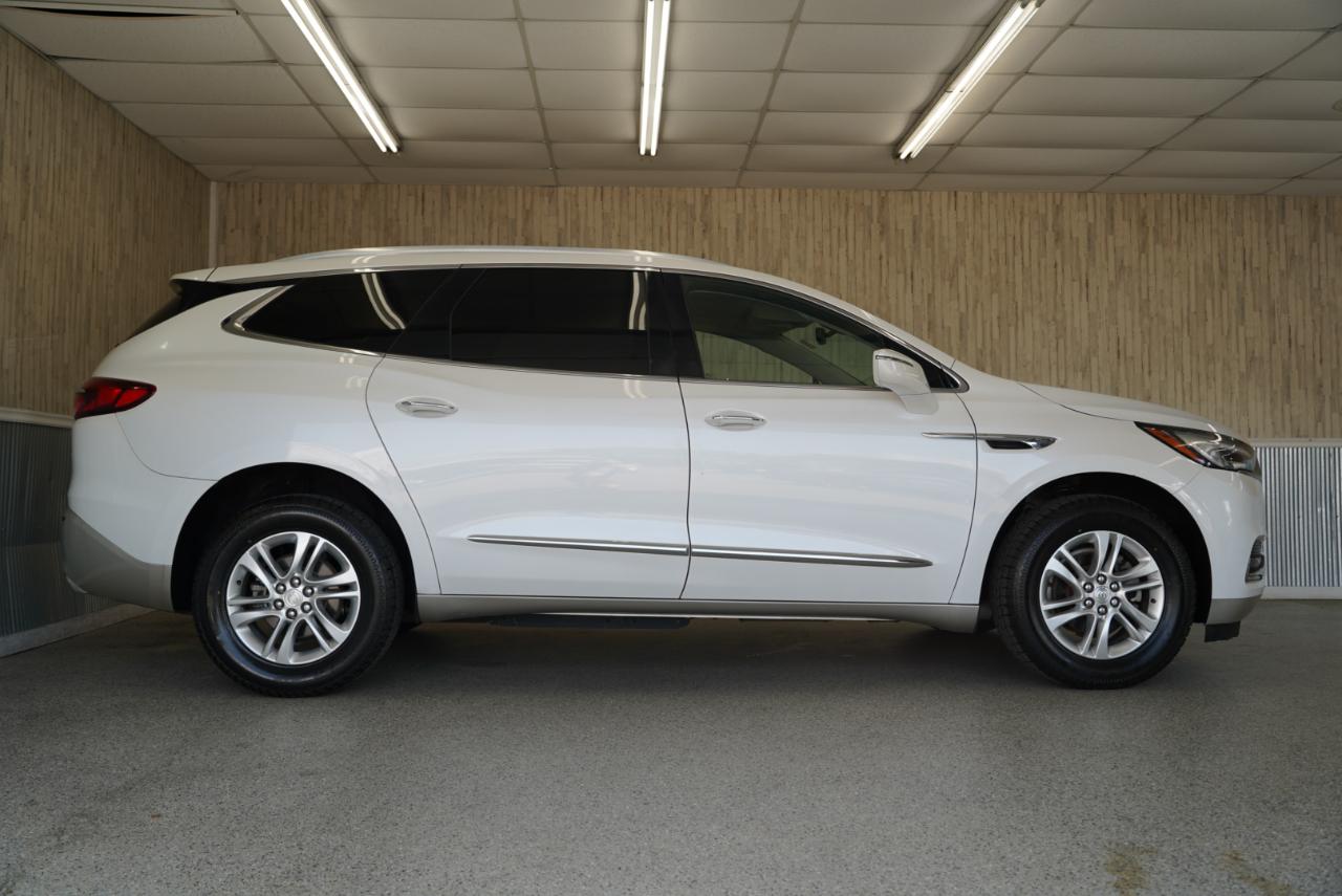 Buick Enclave FWD 4dr Essence 2019