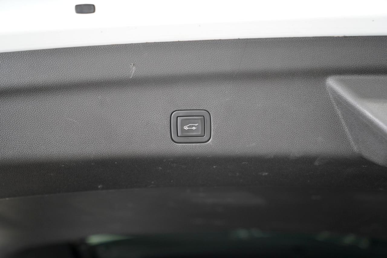 GMC Yukon 2WD 4dr SLT 2023