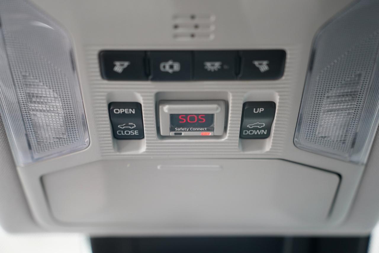 Toyota RAV4 Hybrid XLE AWD (Natl) 2019