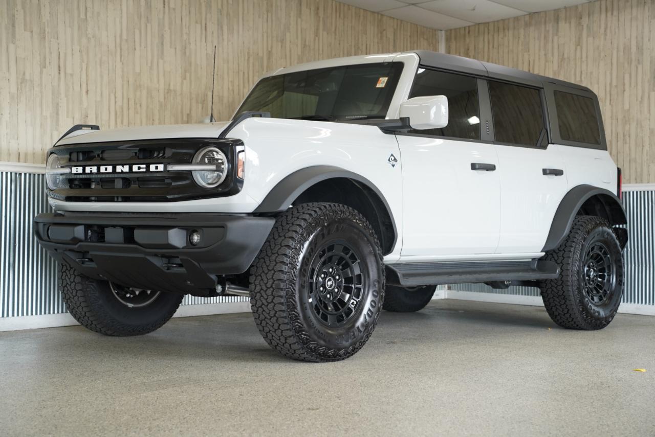 Ford Bronco  2026
