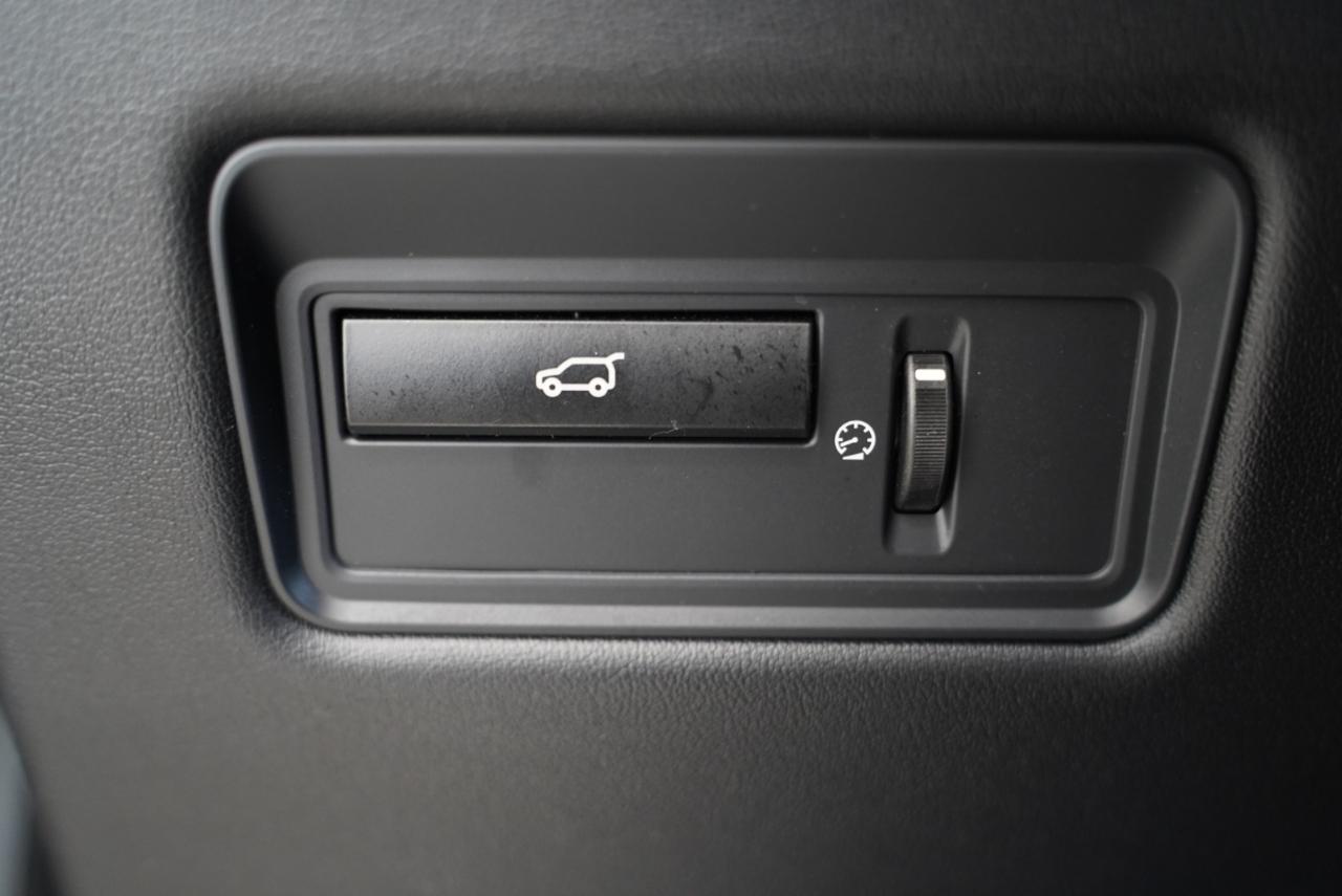 Land Rover Range Rover Sport 4WD 4dr Autobiography 2014