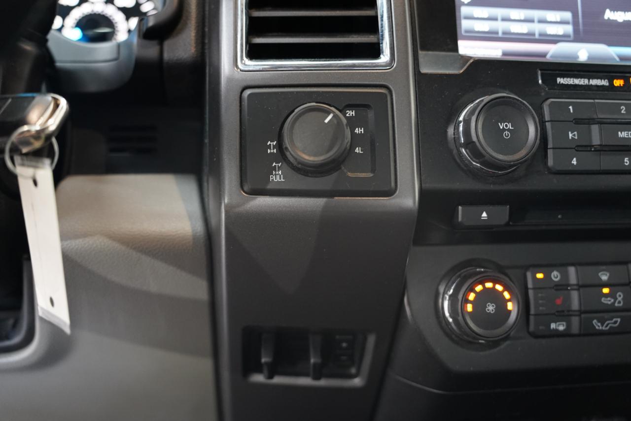 Ford F-150 4WD SuperCrew 145" XLT 2015