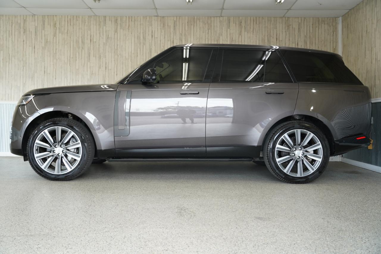 Land Rover Range Rover P400 SE SWB 2023