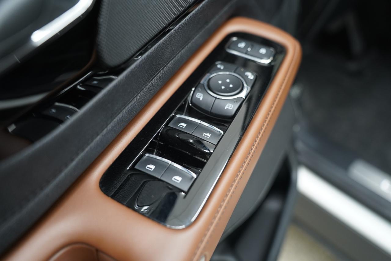 Lincoln Aviator Reserve AWD 2022