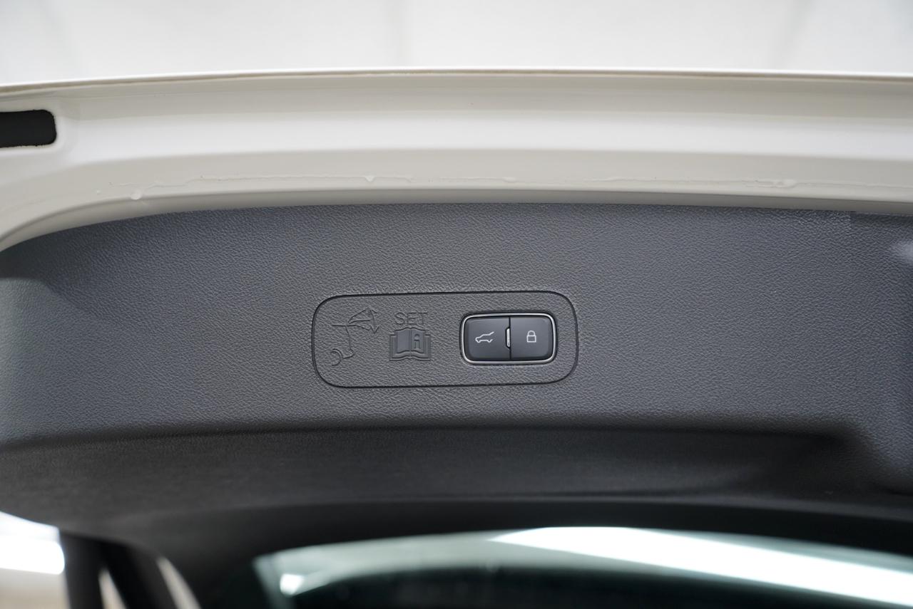 Lincoln Aviator Reserve AWD 2022