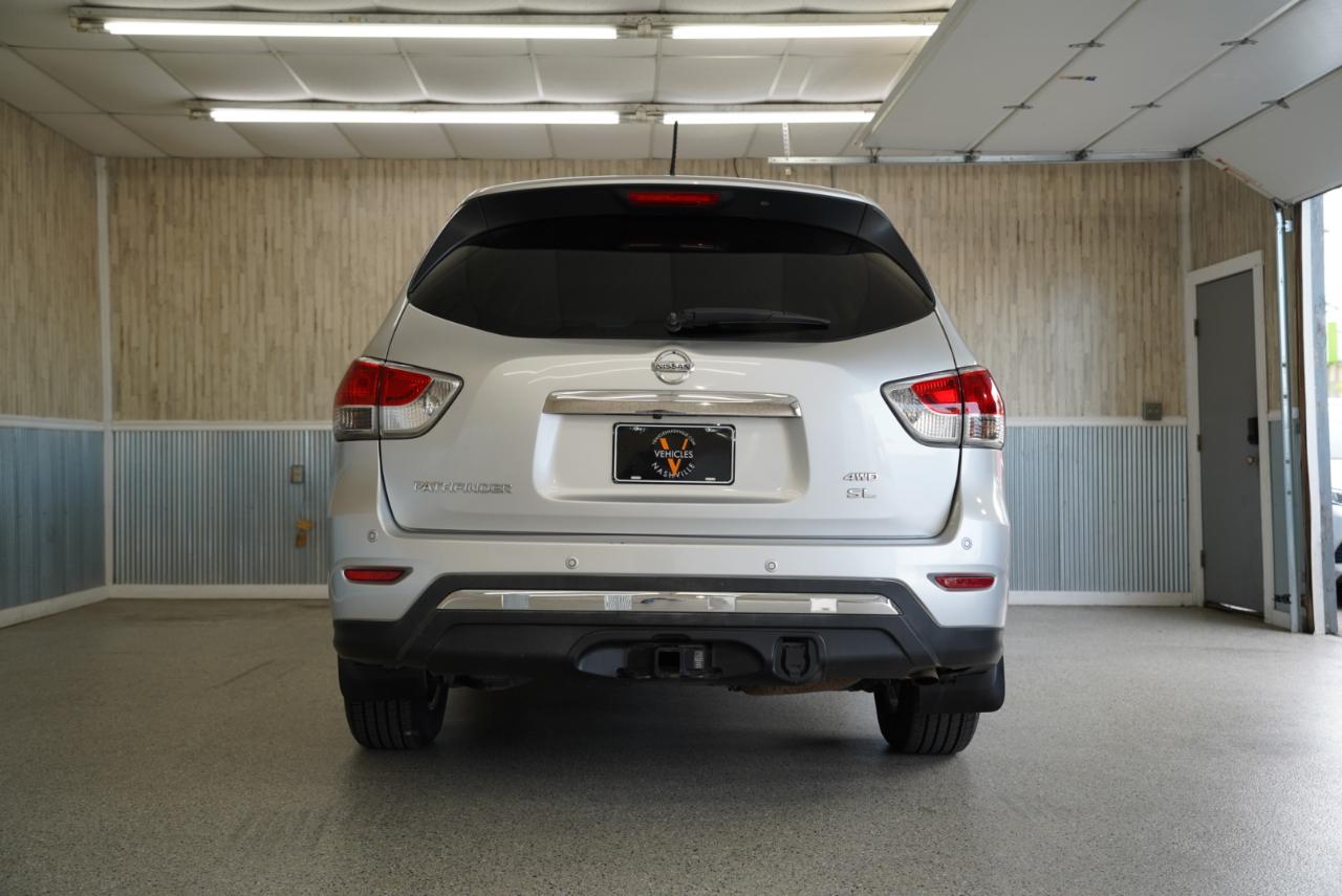 Nissan Pathfinder 4WD 4dr SL 2014