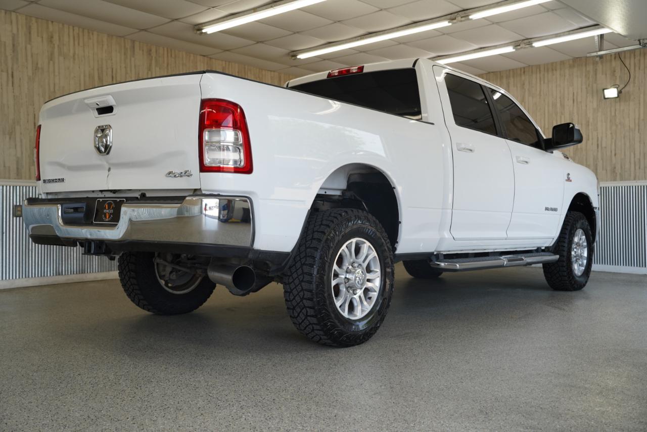 RAM 2500 Big Horn 4x4 Crew Cab 6'4" Box 2020