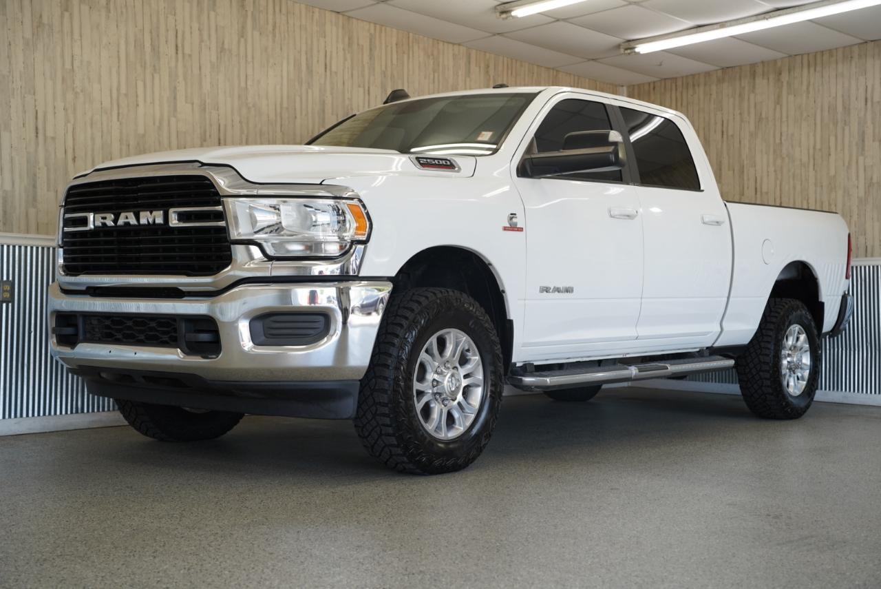 RAM 2500 Big Horn 4x4 Crew Cab 6'4" Box 2020