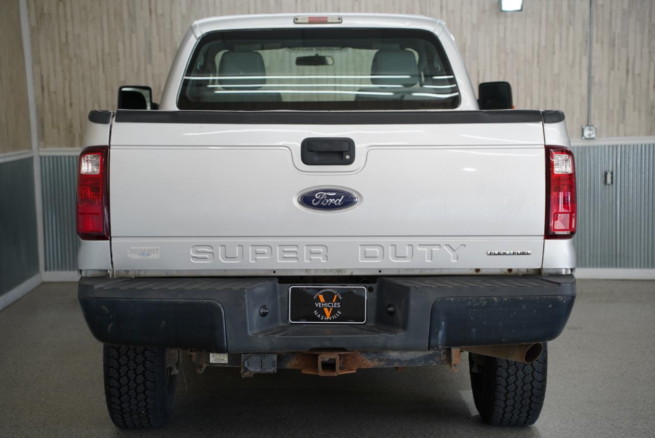 Ford Super Duty F-250 SRW 4WD Reg Cab 137" XL 2014