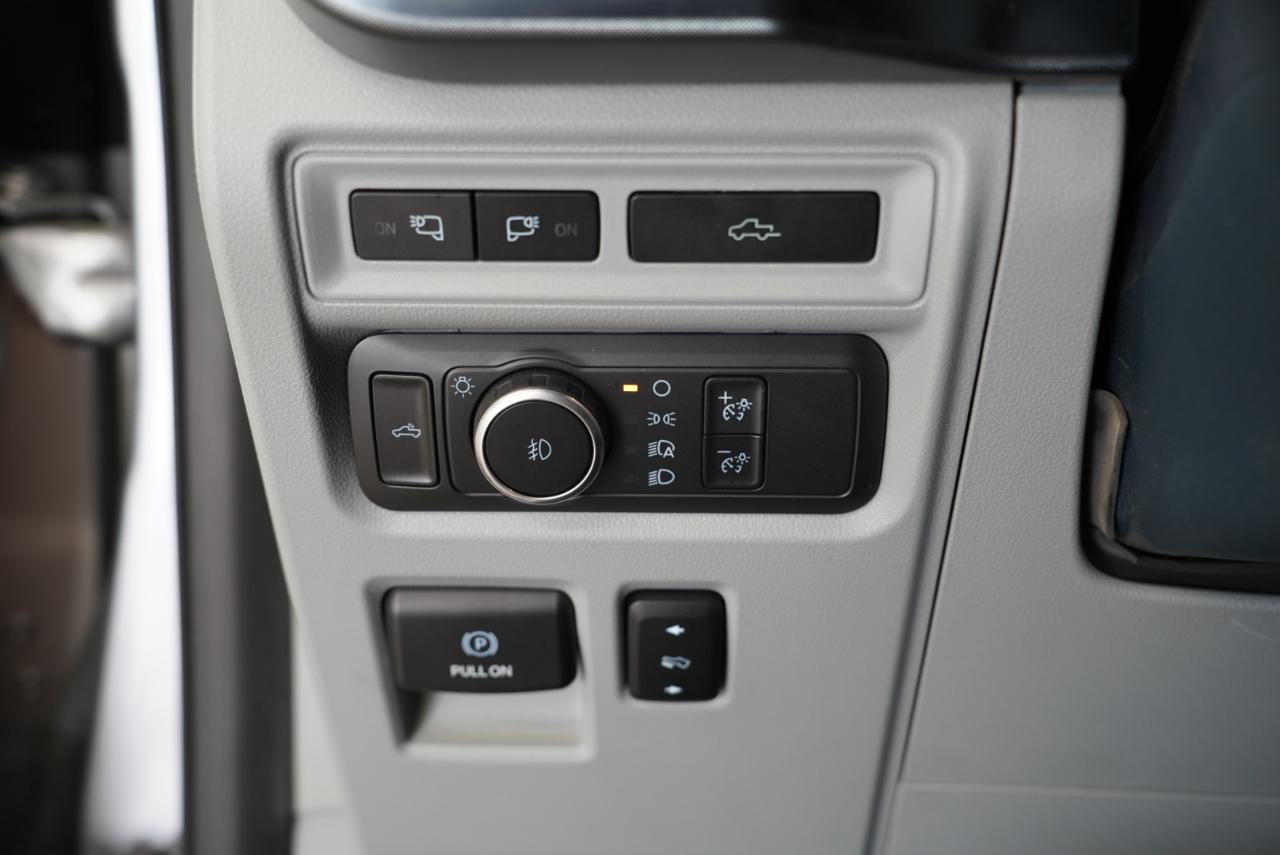 Ford F-150  2021