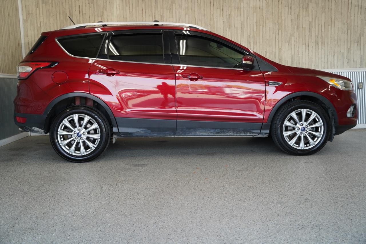 Ford Escape Titanium 4WD 2018