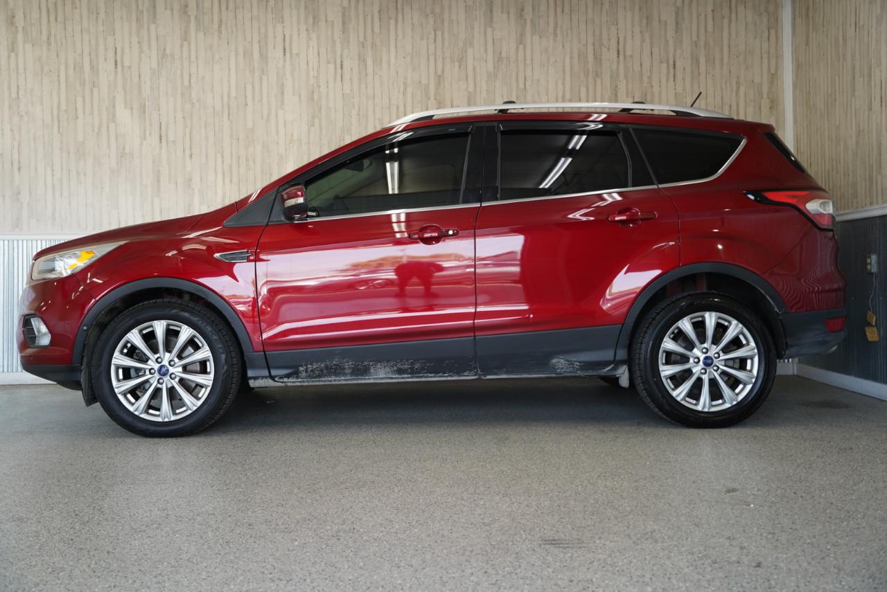 Ford Escape Titanium 4WD 2018