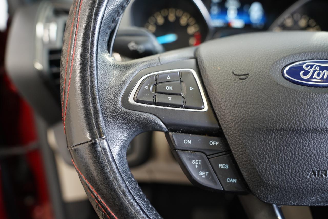 Ford Escape Titanium 4WD 2018