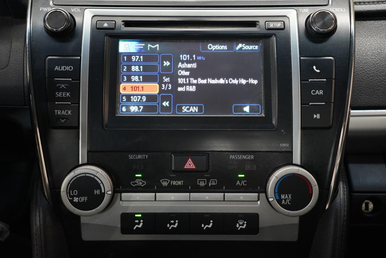 Toyota Camry SE 2012