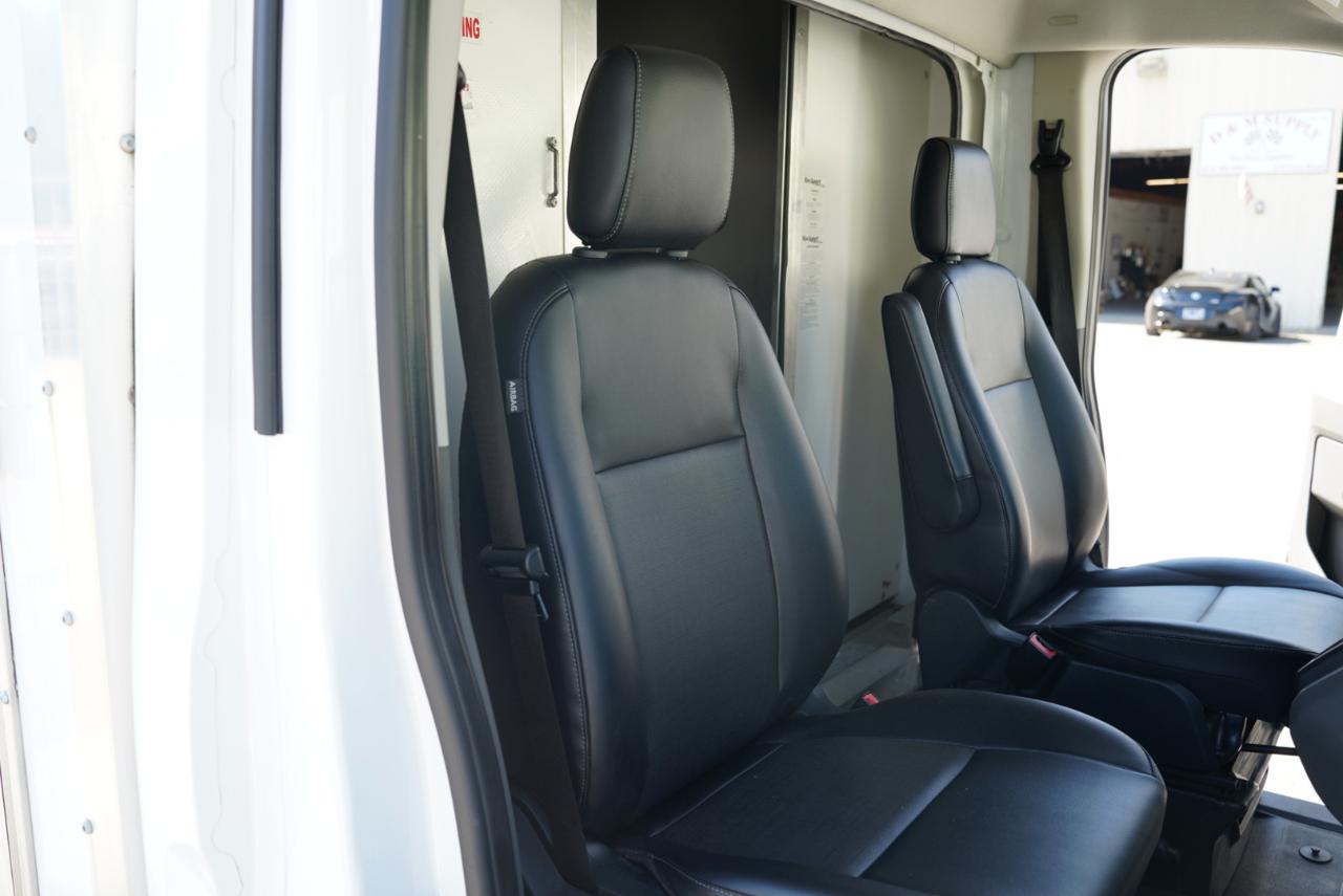 Ford Transit Cutaway T-350 RWD DRW 138" WB 9950 GVWR 2022