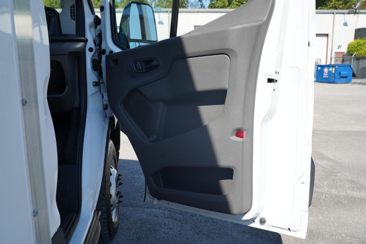 Ford Transit Cutaway T-350 RWD DRW 138" WB 9950 GVWR 2022