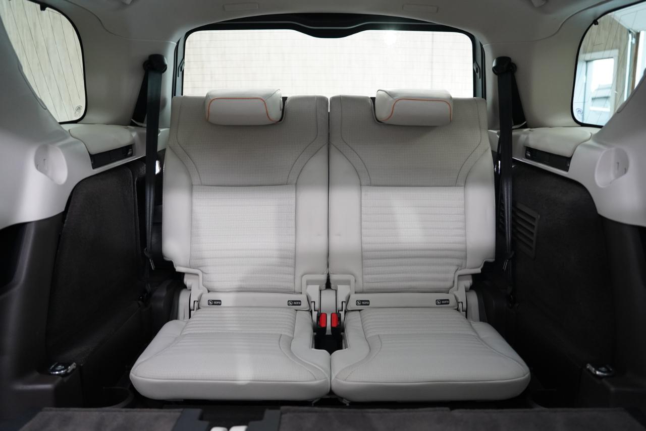 Land Rover Discovery  2018