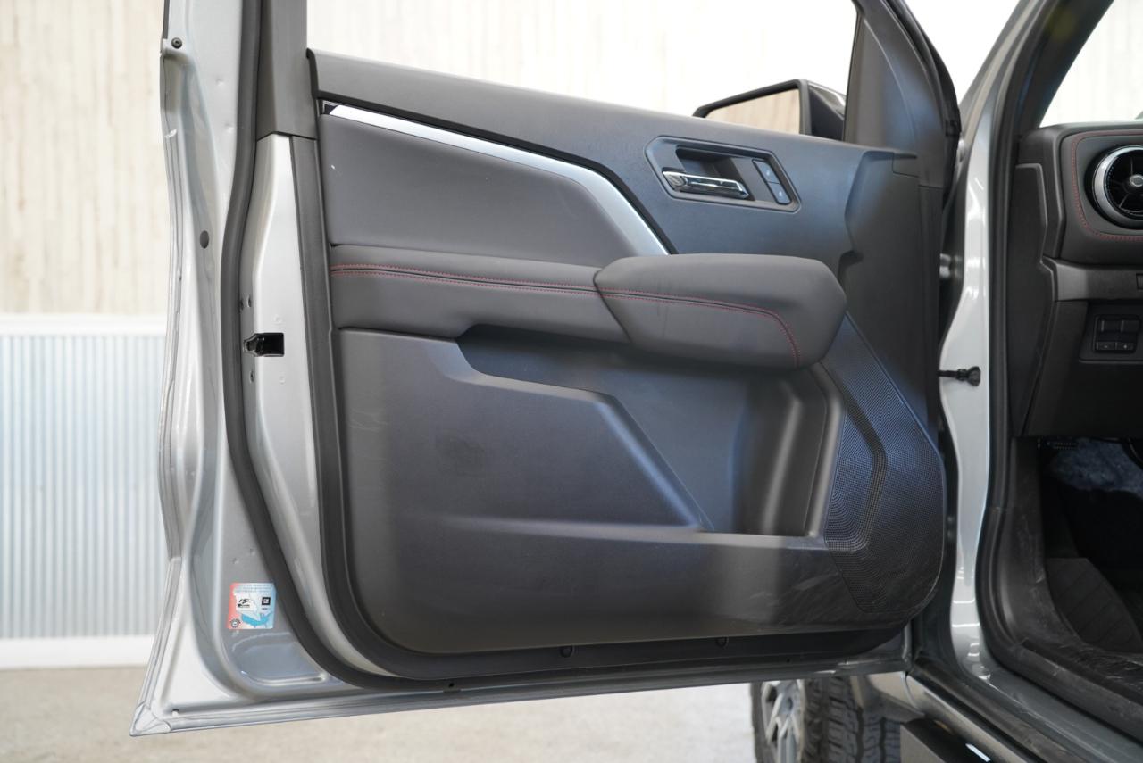 Chevrolet Colorado 4WD Crew Cab Z71 2024