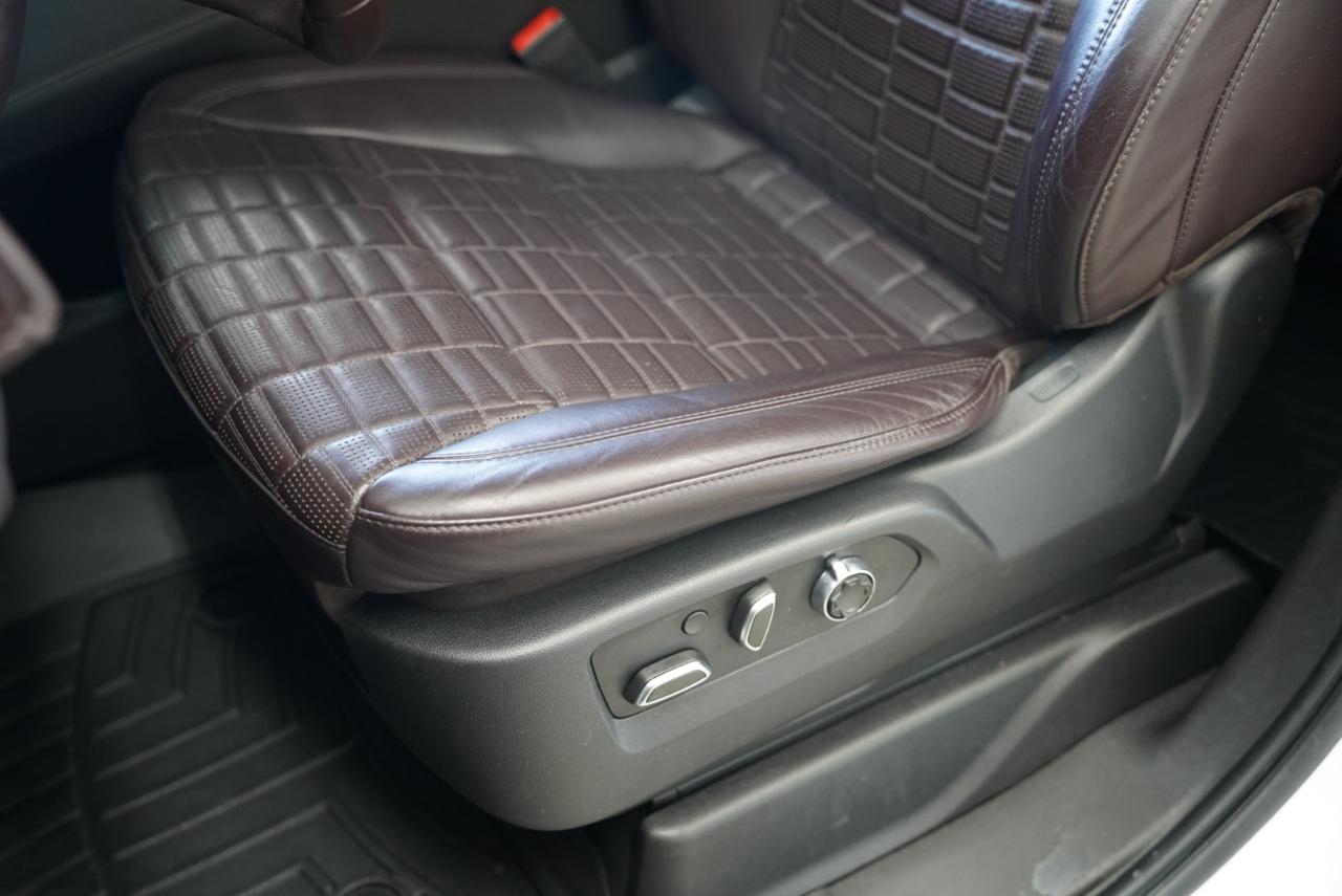 Cadillac Escalade 4WD 4dr Sport Platinum 2021