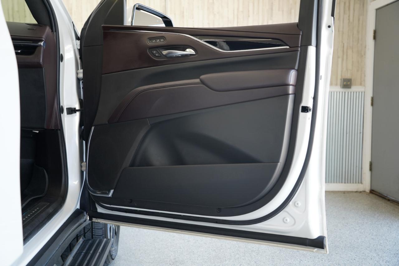 Cadillac Escalade 4WD 4dr Sport Platinum 2021