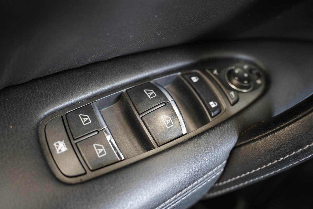 Infiniti QX80 4WD 4dr 2015