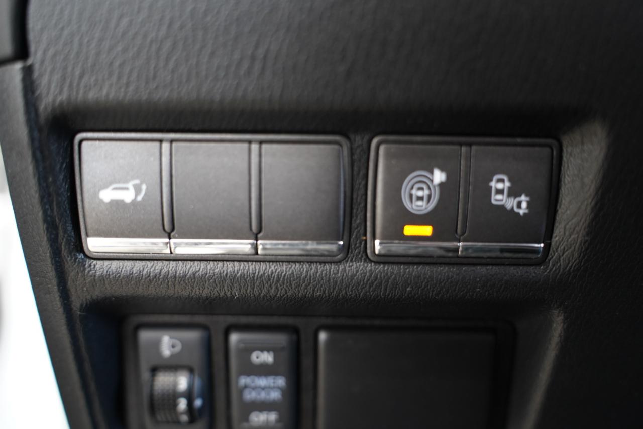 Infiniti QX80 4WD 4dr 2015