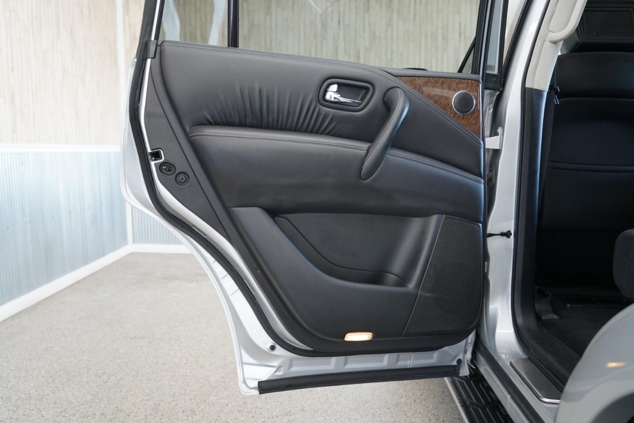 Infiniti QX80 4WD 4dr 2015